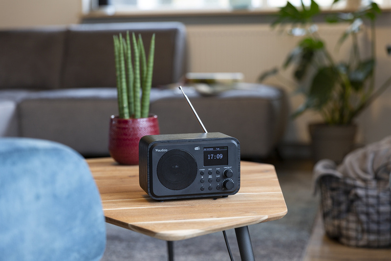 Radio Milan DAB radio z akumulatorem czarne