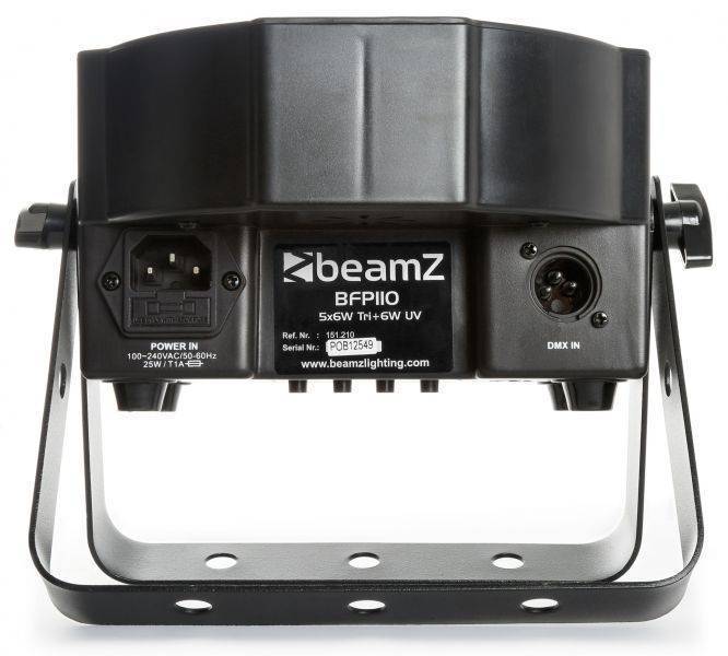 BeamZ BFP110 FLATPAR z 5x 6W kolorów + 1x 6W UV LED